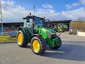 John Deere 5090R